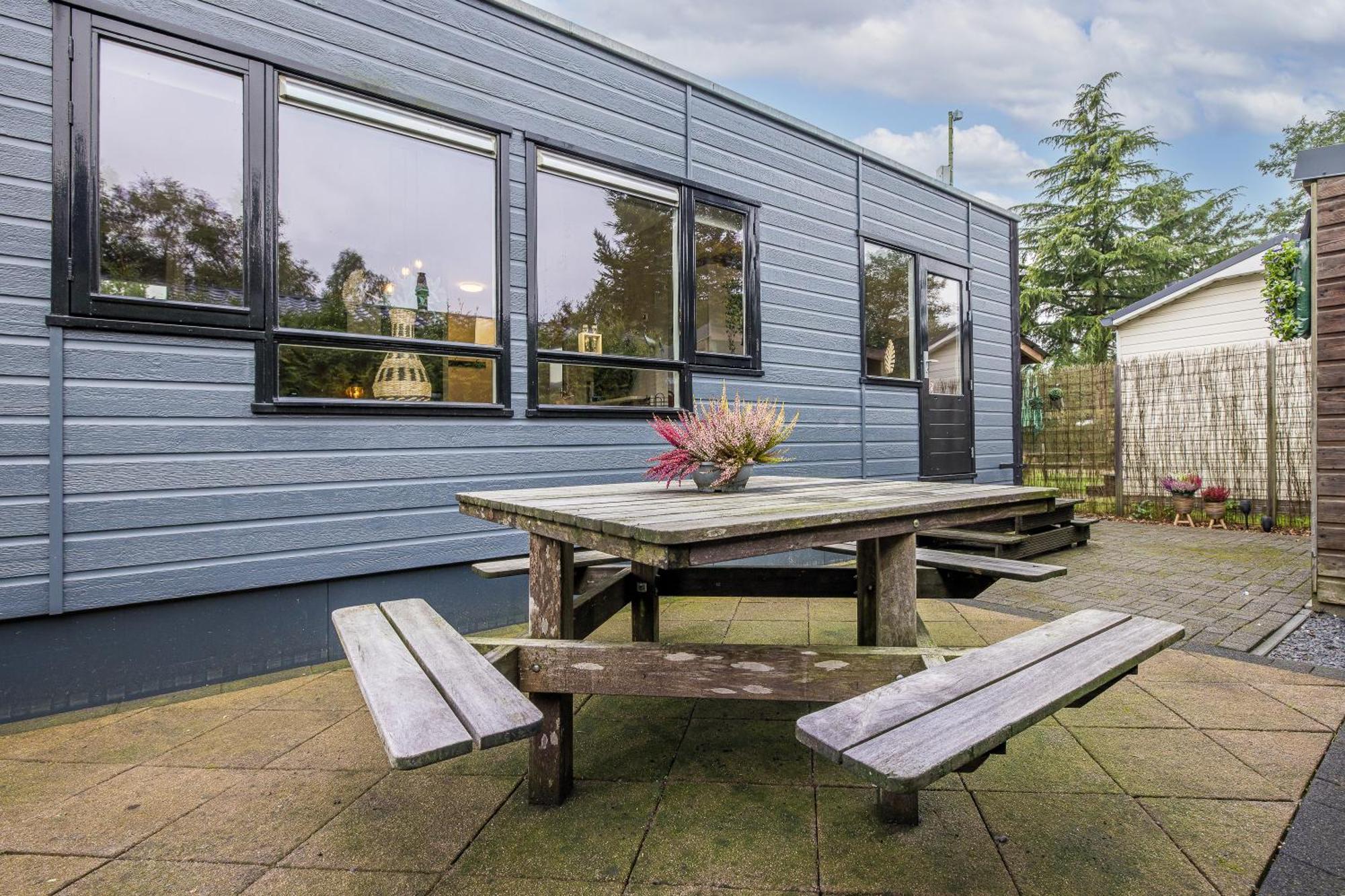 Chalet 't Veluws stulpje GENIET, ONTSPAN EN DROOM EVEN LEKKER WEG! Putten Buitenkant foto