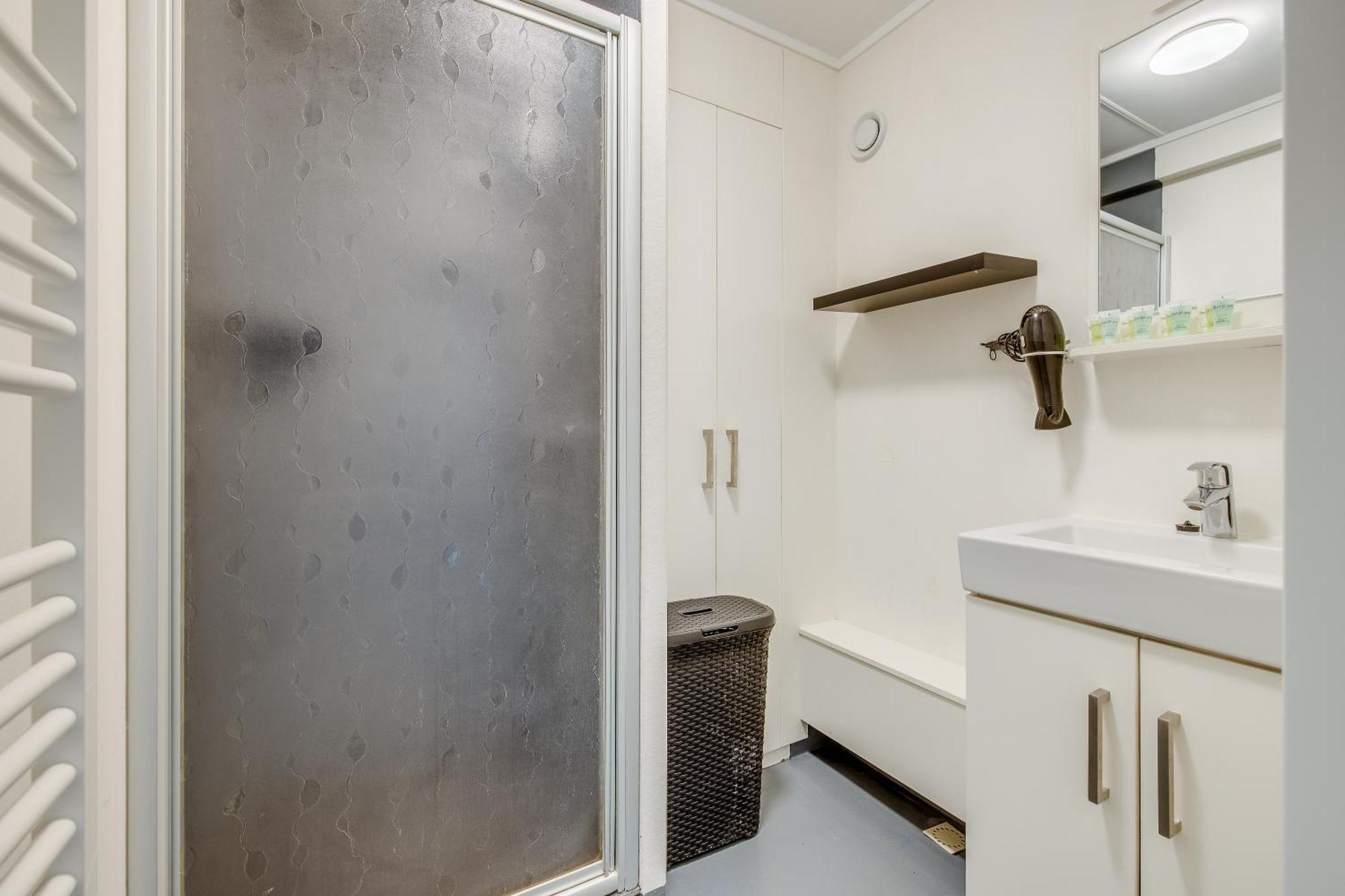 Chalet 't Veluws stulpje GENIET, ONTSPAN EN DROOM EVEN LEKKER WEG! Putten Buitenkant foto